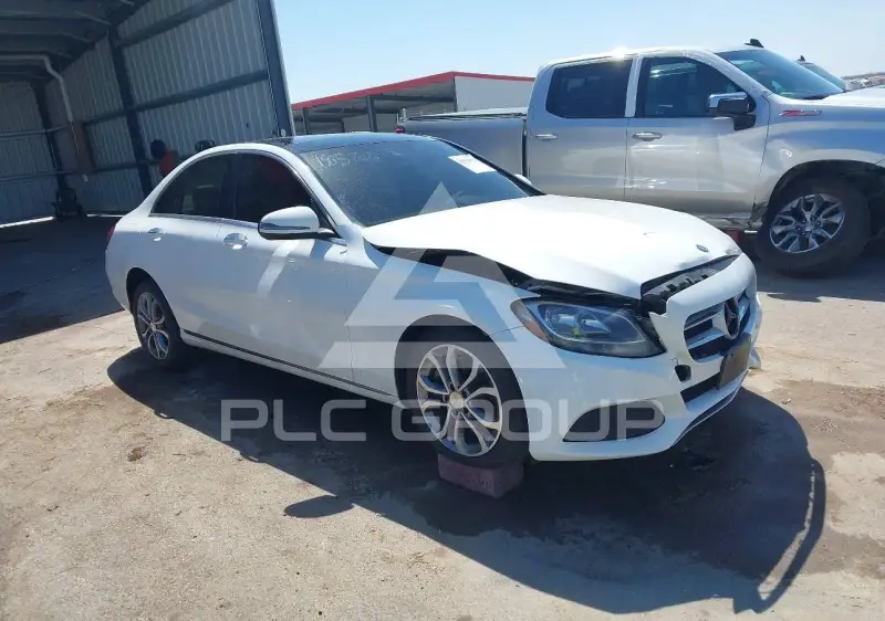 2017 Mercedes Benz C 300 фото