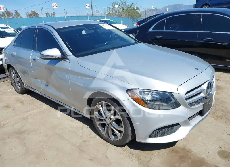 2017 Mercedes Benz C 300 фото