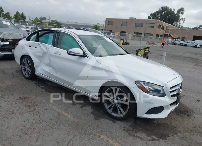 2017 Mercedes Benz C 300 фото