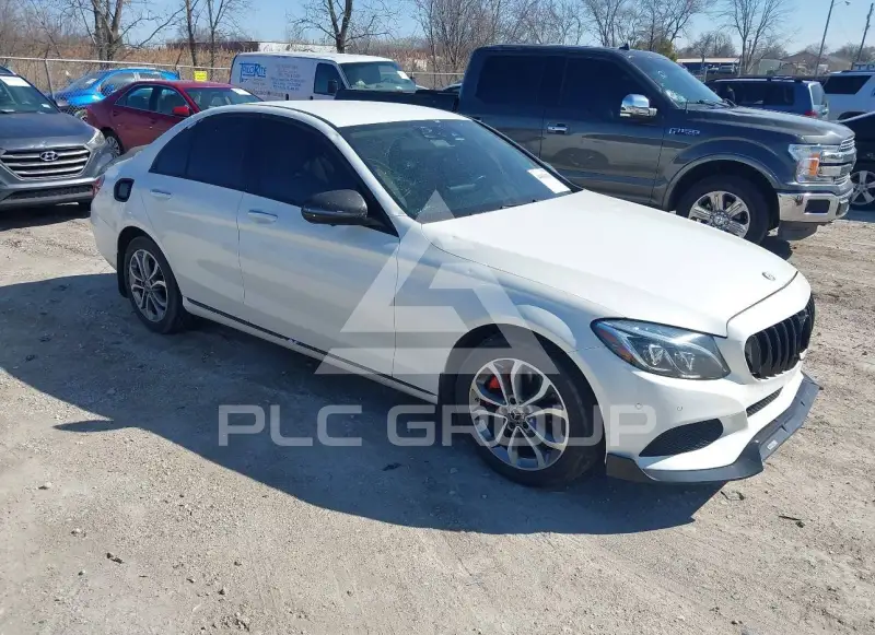 2017 Mercedes Benz C 300 фото