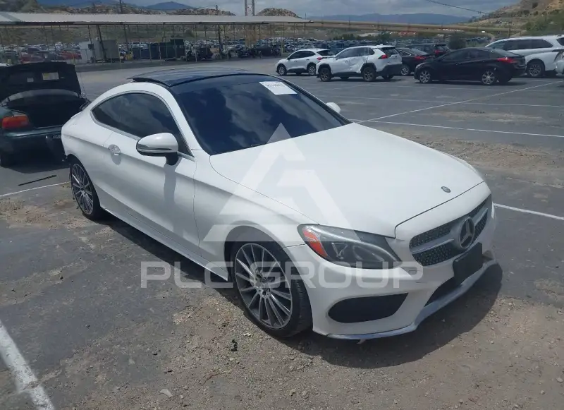 2017 Mercedes Benz C 300 фото