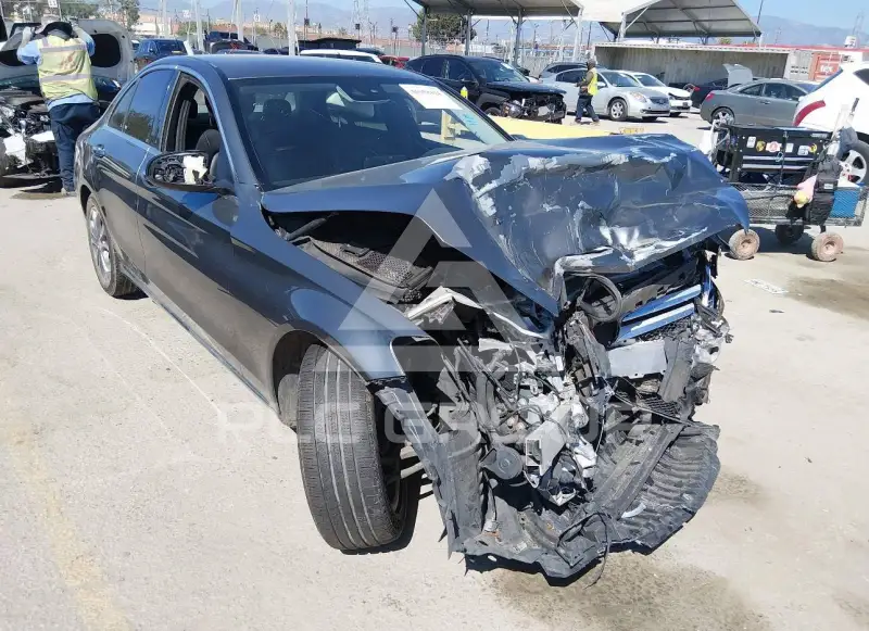 2017 Mercedes Benz C 300 photo