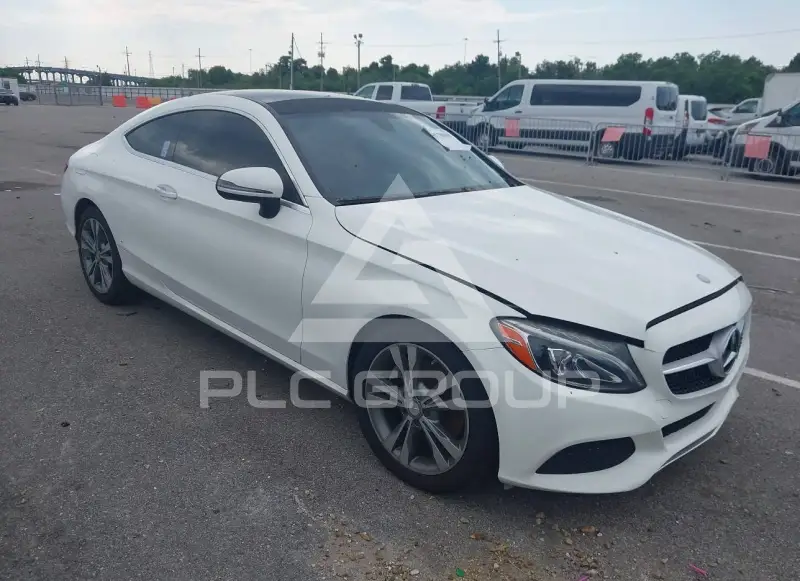 2017 Mercedes Benz C 300 фото