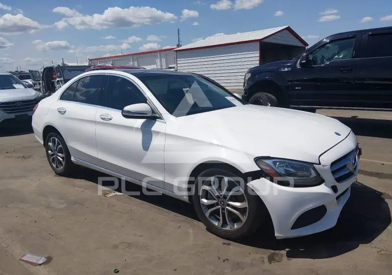 2017 Mercedes Benz C 300 фото