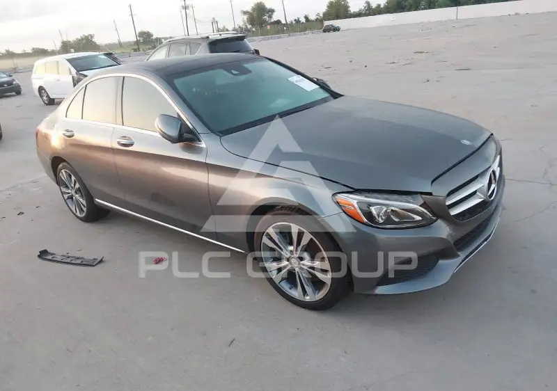 2017 Mercedes Benz C 300 фото