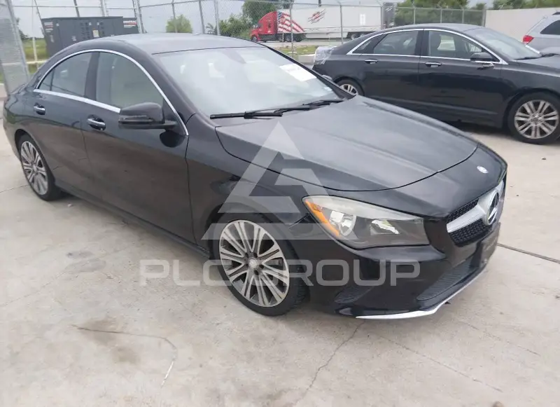 2017 Mercedes Benz CLA 250 фото