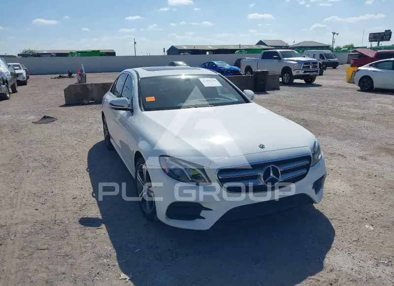 2017 Mercedes Benz E 300 photo