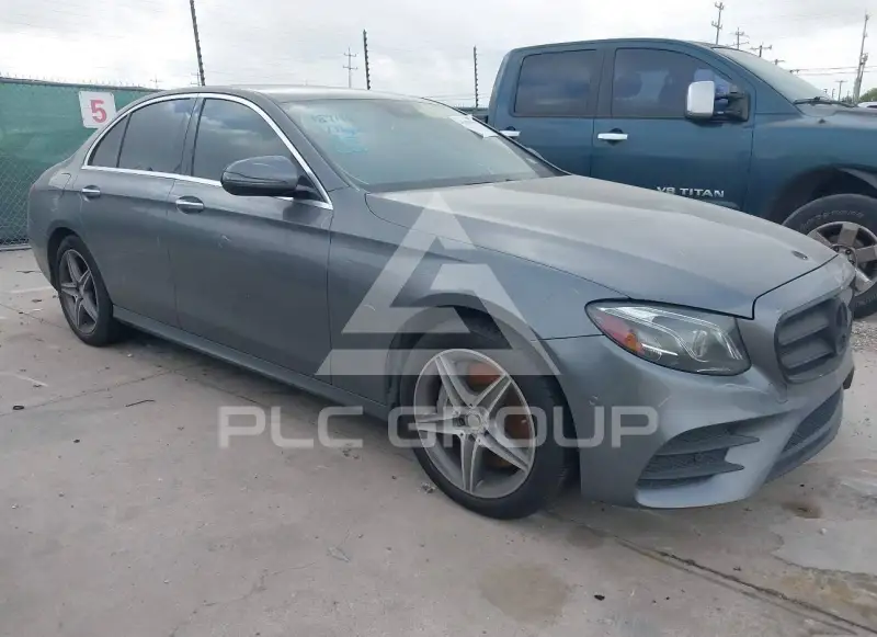 2017 Mercedes Benz E 300 фото