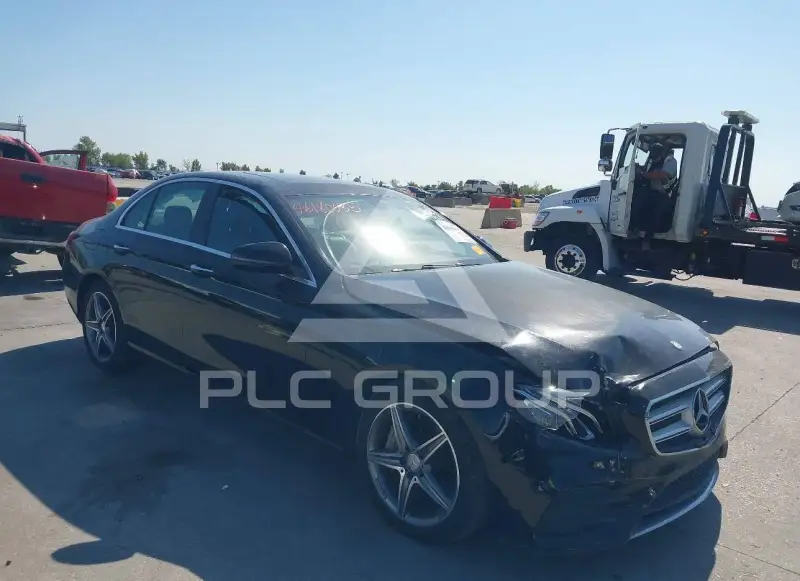 2017 Mercedes Benz E 300 photo