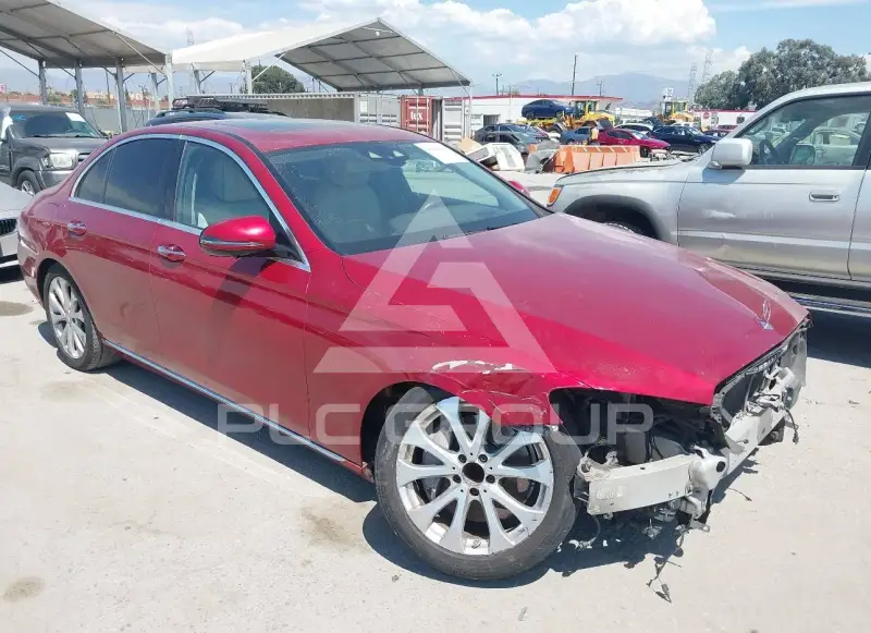2017 Mercedes Benz E 300 photo