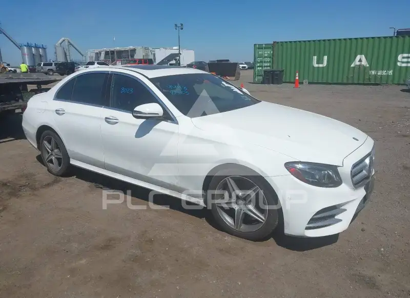 2017 Mercedes Benz E 300 фото