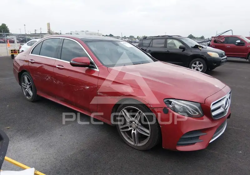 2017 Mercedes Benz E 300 фото