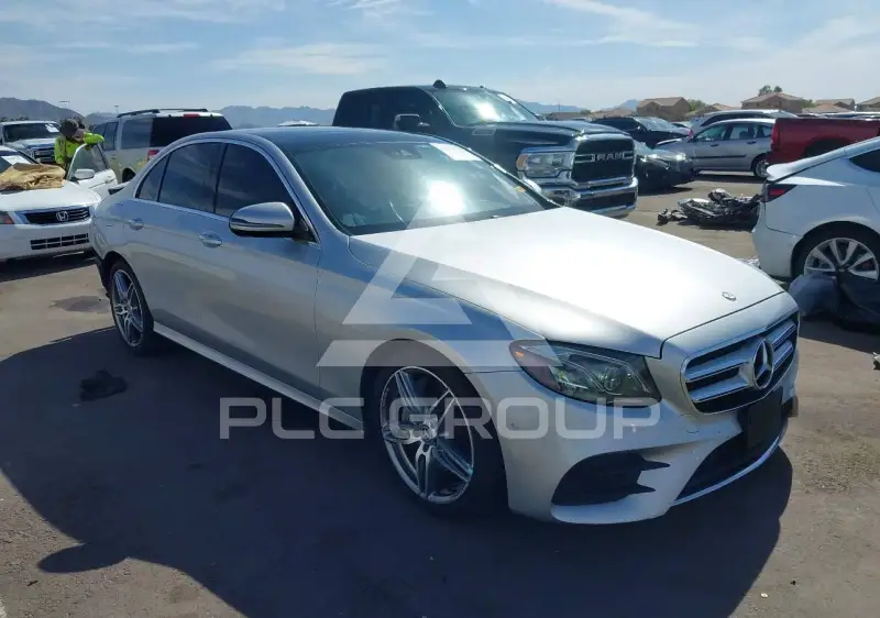 2017 Mercedes Benz E 300 фото