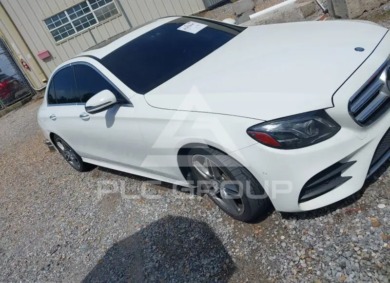2017 Mercedes Benz E 300 photo
