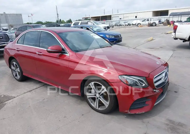 2017 Mercedes Benz E 300 photo