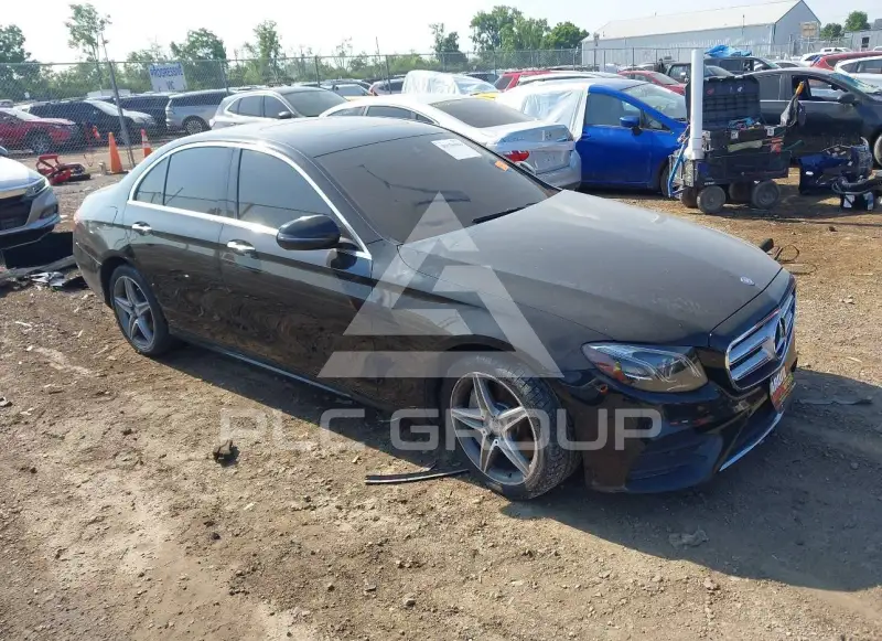 2017 Mercedes Benz E 300 photo