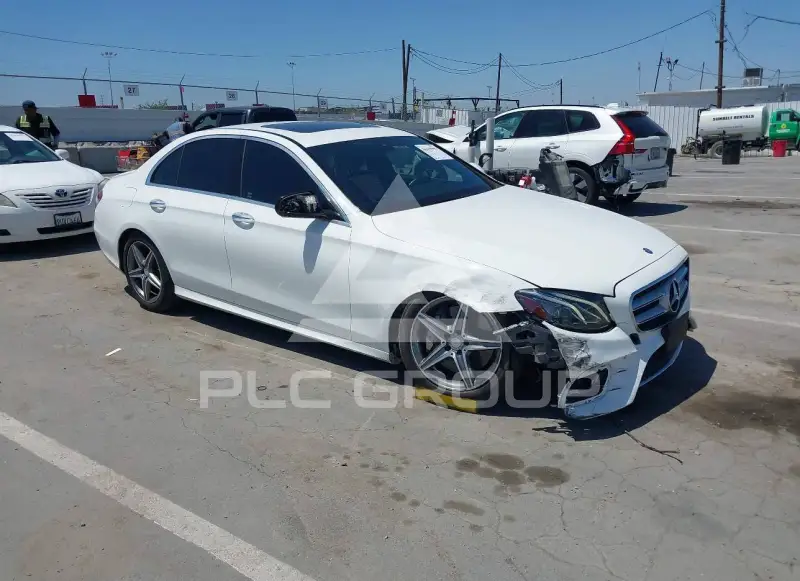 2017 Mercedes Benz E 300 фото