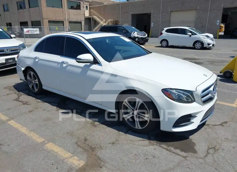 2017 Mercedes Benz E 300 photo