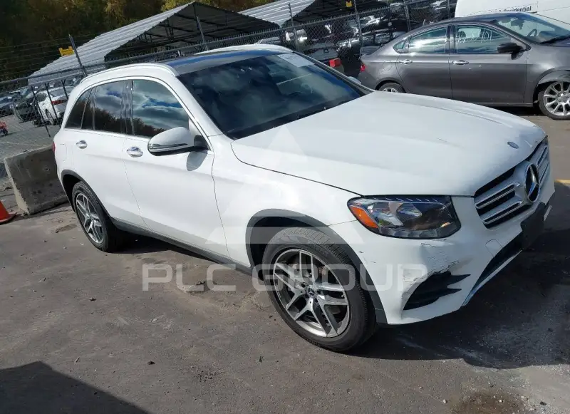 2017 Mercedes Benz GLC 300 фото