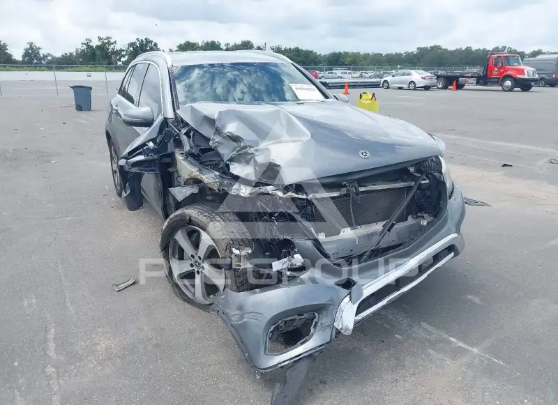 2017 Mercedes Benz GLC 300 photo