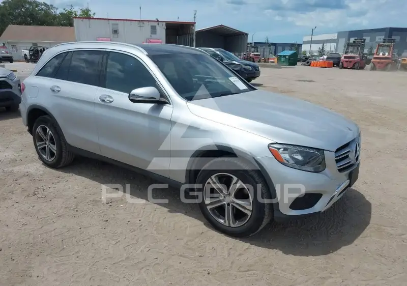 2017 Mercedes Benz GLC 300 фото