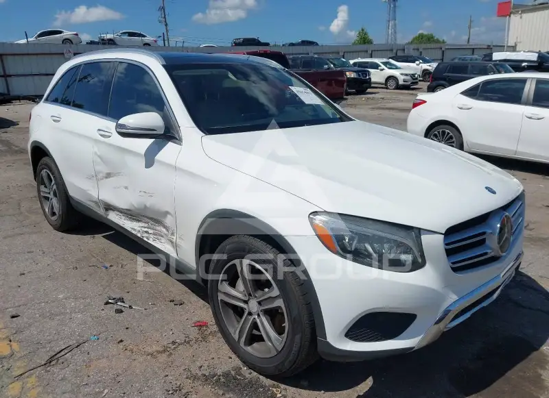 2017 Mercedes Benz GLC 300 фото