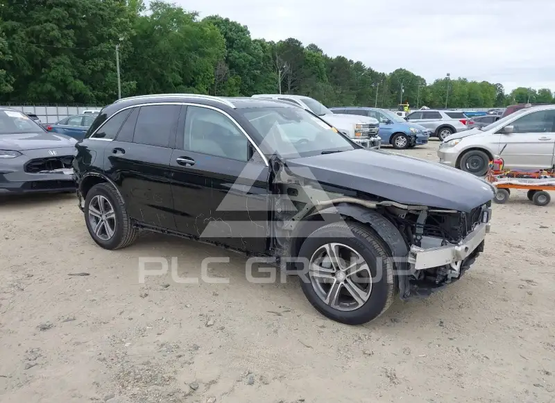 2017 Mercedes Benz GLC 300 фото