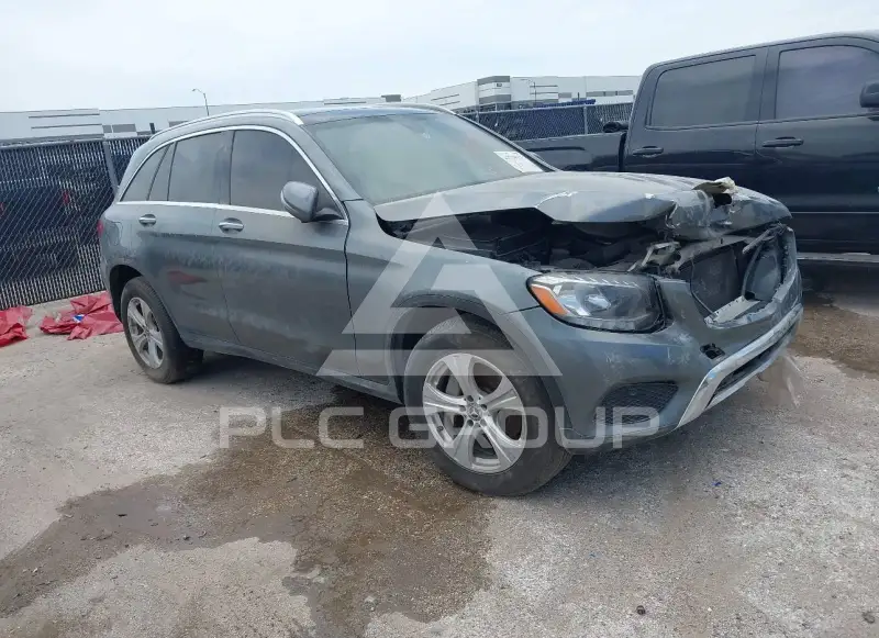 2017 Mercedes Benz GLC 300 фото