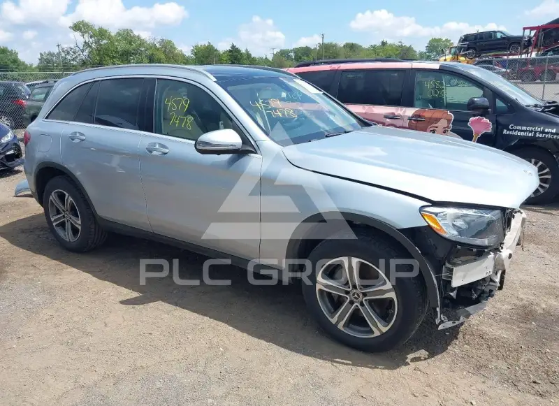 2017 Mercedes Benz GLC 300 фото