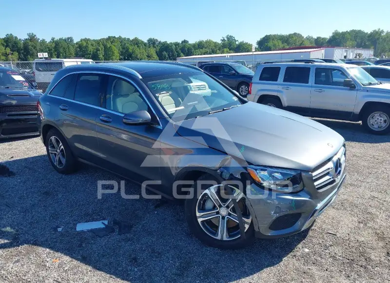 2017 Mercedes Benz GLC 300 фото