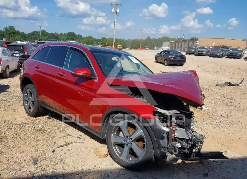 2017 Mercedes Benz GLC 300 фото