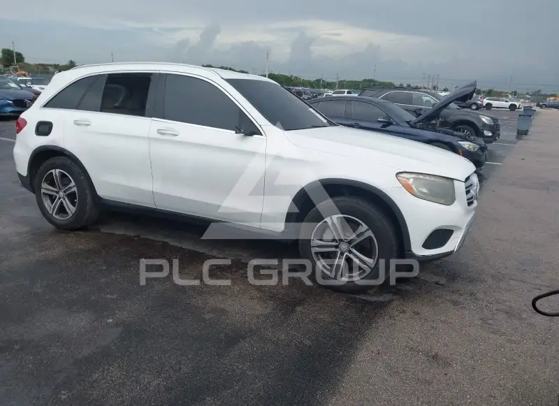 2017 Mercedes Benz GLC 300 фото