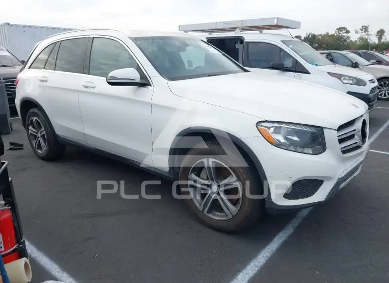 2017 Mercedes Benz GLC 300 фото