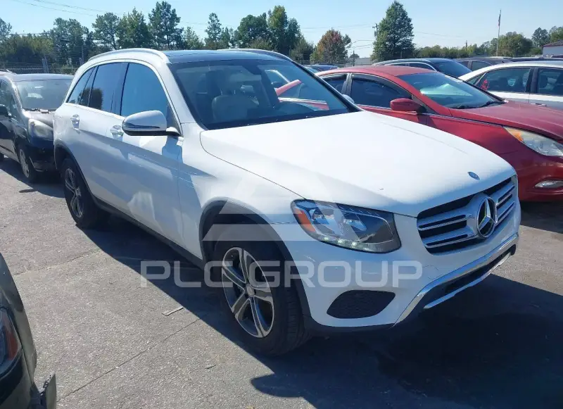 2017 Mercedes Benz GLC 300 фото