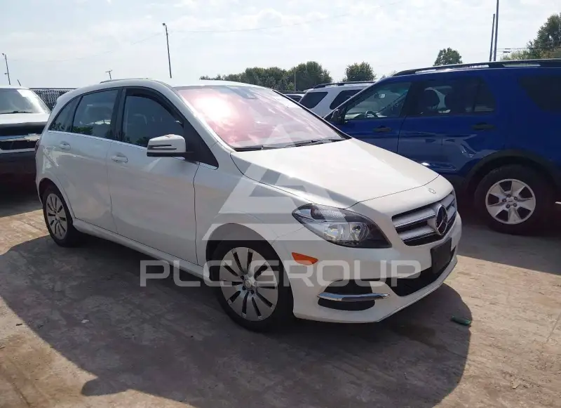 2017 Mercedes Benz B 250 фото