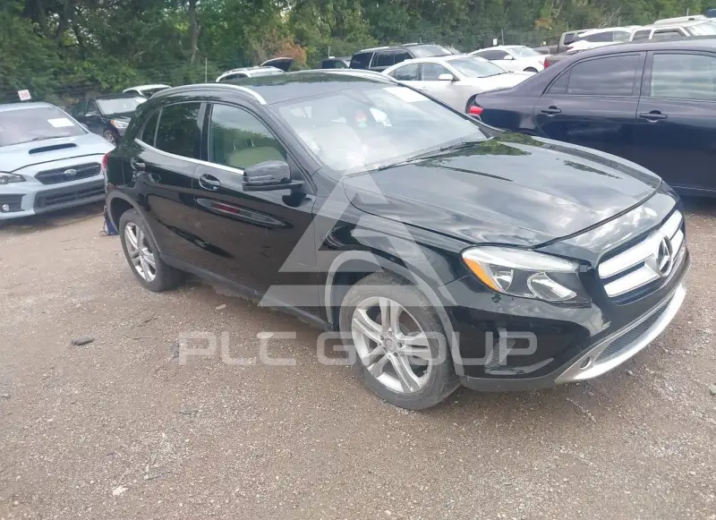 2017 Mercedes Benz GLA 250 фото