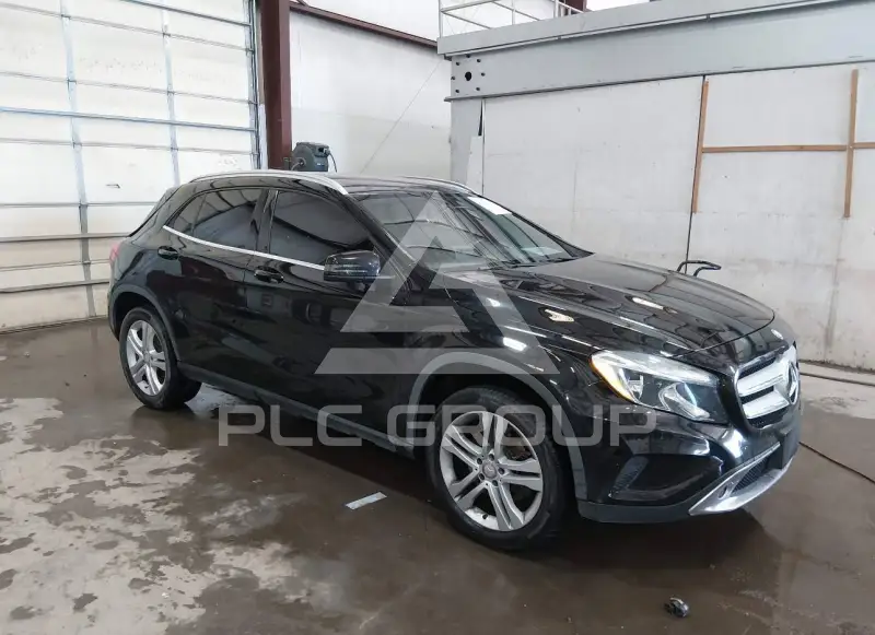 2017 Mercedes Benz GLA 250 фото