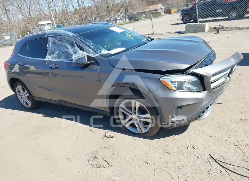 2017 Mercedes Benz GLA 250 фото