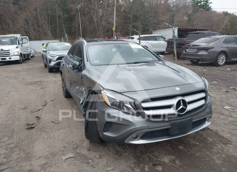 2017 Mercedes Benz GLA 250 фото