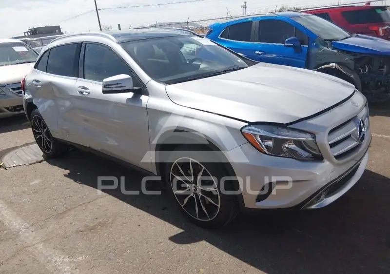 2017 Mercedes Benz GLA 250 photo