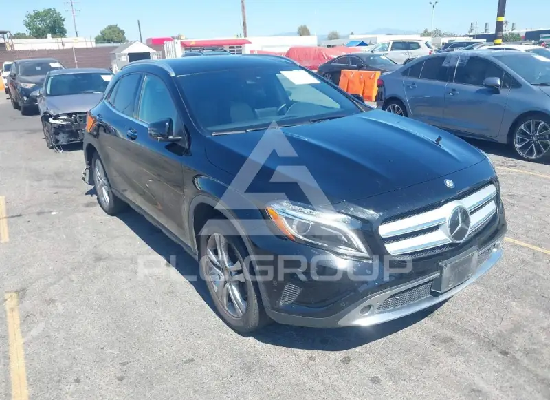 2017 Mercedes Benz GLA 250 фото