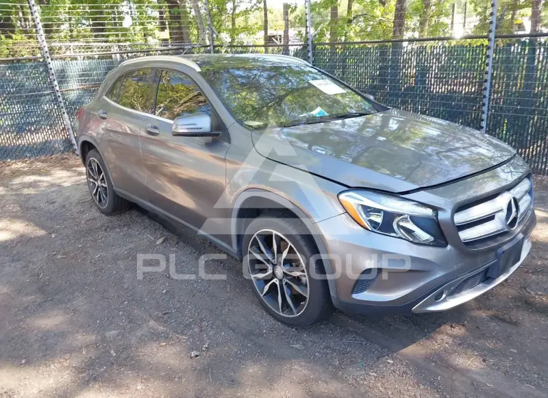 2017 Mercedes Benz GLA 250 фото