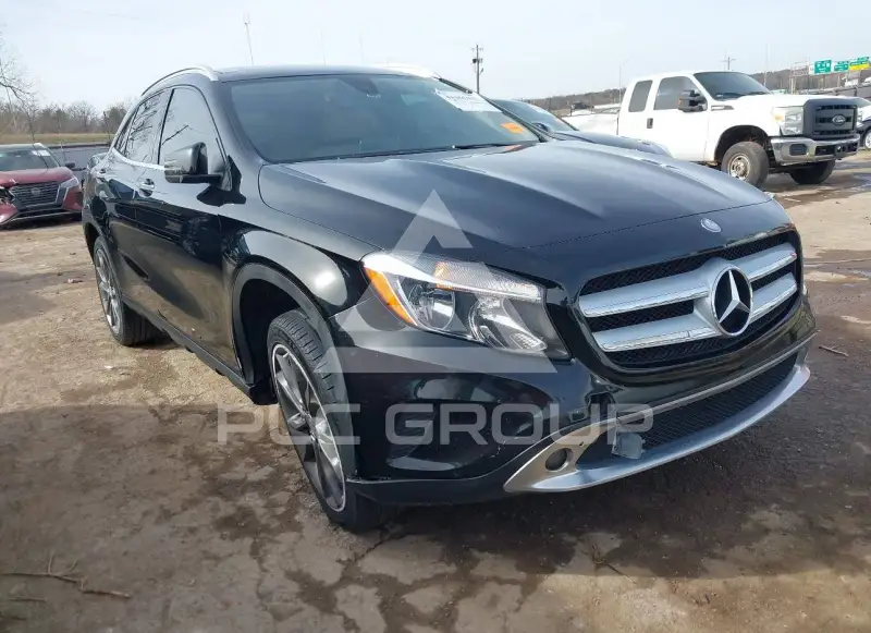 2017 Mercedes Benz GLA 250 фото