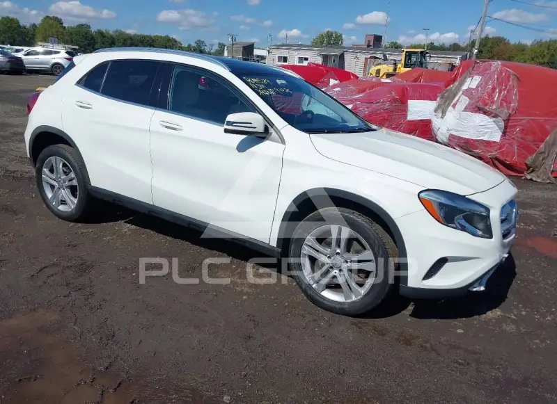 2017 Mercedes Benz GLA 250 фото