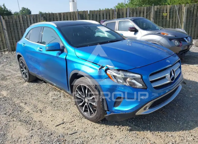 2017 Mercedes Benz GLA 250 photo