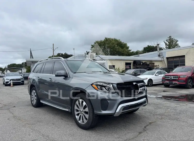 2017 Mercedes Benz Gls 450 photo