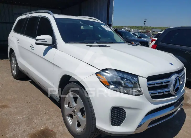 2017 Mercedes Benz Gls 450 photo