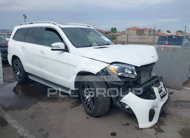 2017 Mercedes Benz Gls 450 photo