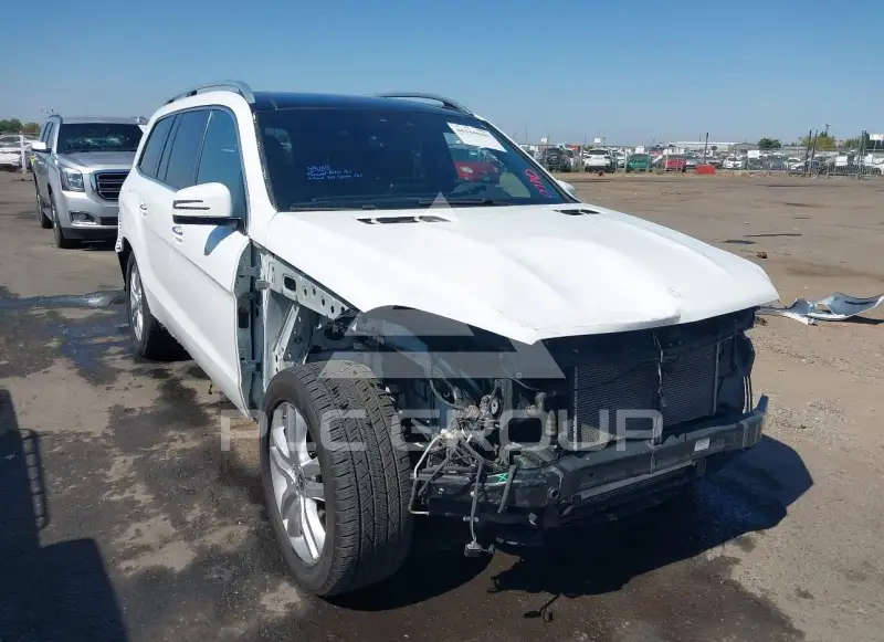 2017 Mercedes Benz Gls 450 photo
