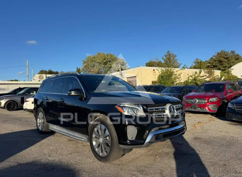 2017 Mercedes Benz Gls 450 photo